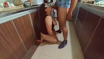 Horny Cousin Indulges In Oral Sex With Mature Milf In The Kitchen